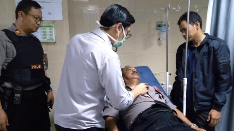 Pemuda Geng Motor Tabrak Kapolsek Cibereum Sukabumi Pemuda Geng Motor Tabrak Kapolsek Cibereum Sukabumi