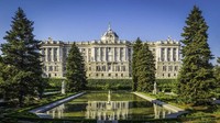 Istana Kerajaan Spanyol ini terletak di Kota Madrid. Istimewa/fotoVoyager/ Getty Images.
