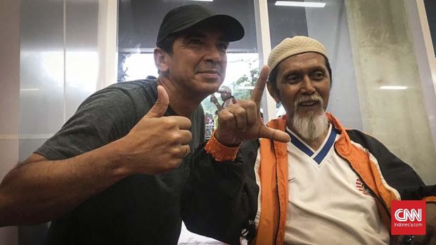 Kanker Tak Halangi Legenda Persija Saksikan Duel Lawan Persib