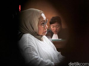 Ratna Sarumpaet Divonis 2 Tahun Penjara