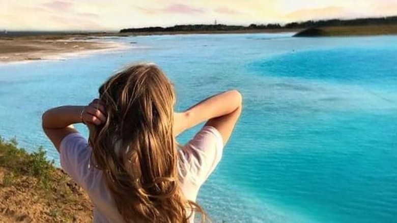 Danau Novosibirsk TEZ-5 di Rusia (@angelina_kondratenko/Instagram) Danau Novosibirsk TEZ-5 di Rusia (@angelina_kondratenko/Instagram)