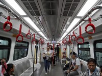 Beda dengan Ahok, Anies Perpanjang Rute LRT ke Stadion Persija