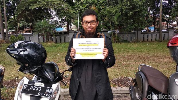 Kisah Herry, Tukang Ojek Khusus Lelaki di Bandung dengan Ongkos Seikhlasnya