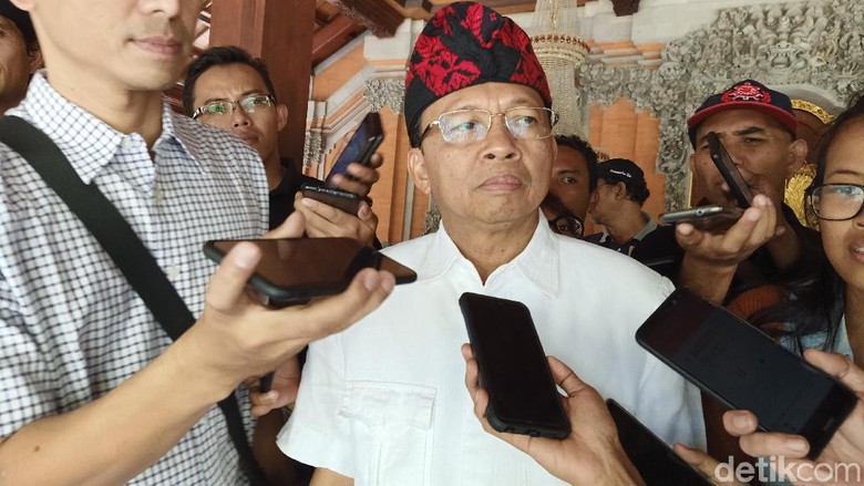 Pembatasan Kantong Plastik Digugat, Gubernur Koster Menang Lawan Pengusaha Pembatasan Kantong Plastik Digugat, Gubernur Koster Menang Lawan Pengusaha