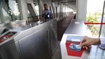Menengok Skybridge Velodrome yang Sambungkan LRT-TransJ