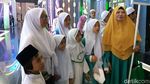 Potret Seru 1.029 Anak Yatim Coba Trans Studio Jakarta di Cibubur