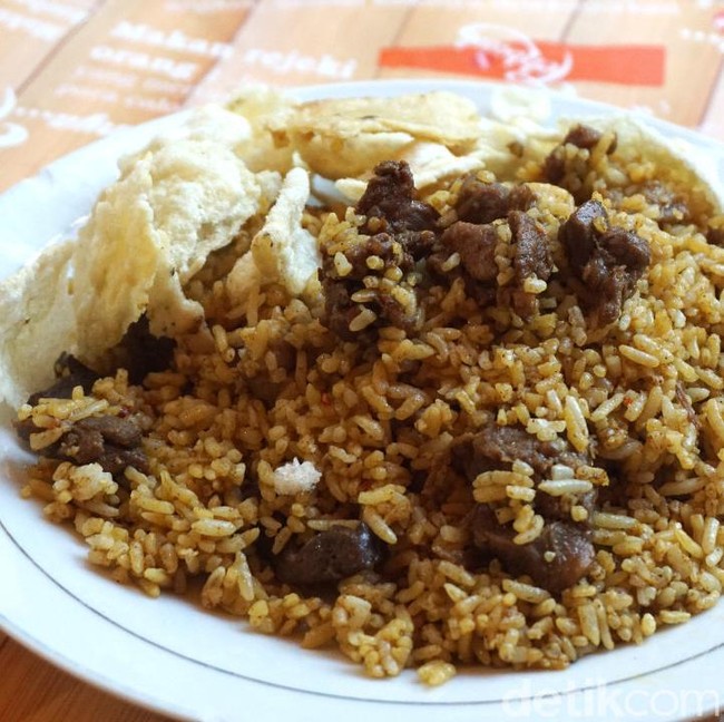 10 Nasi Goreng Paling Legendaris di Jakarta, Ada yang Sejak 1958!