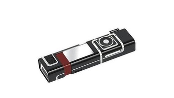 Nokia 7280 dirilis tahun 2004 sebagai salah satu model di lini ponsel fashion Nokia yang ketika itu masih jaya. Foto: Telegraph