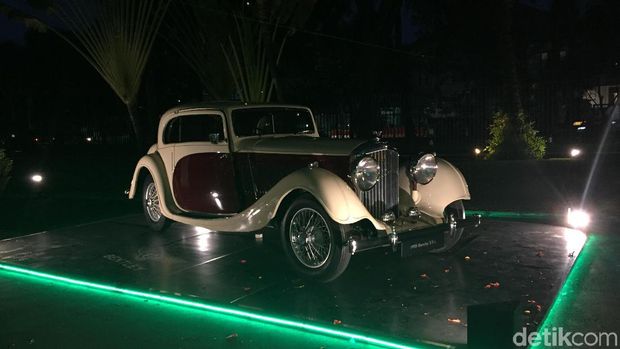 Wah, Ada Mobil Bentley Berumur 84 Tahun Masih Mulus di Jakarta