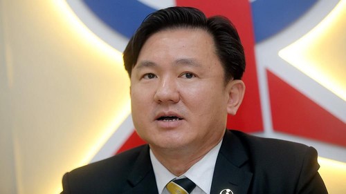 PERAK 13-06-2019.The Housing, Local Government, Public Transport, Non-Islamic Affairs and New Villages Committee chairman Paul Yong Choo Kiong speaking to the press at his service centre in Tronoh.MALAY MAIL/Farhan Najib