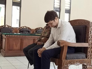 Andrei Zhetkov Penyelundup Orang Utan Divonis 1 Tahun Bui