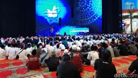 Acara ini didahului oleh tausiyah dari Ustaz Maulana dan kata sambutan dari Founder & Chairman CT Corp, Chairul Tanjung (Melissa Bonauli/detikcom)