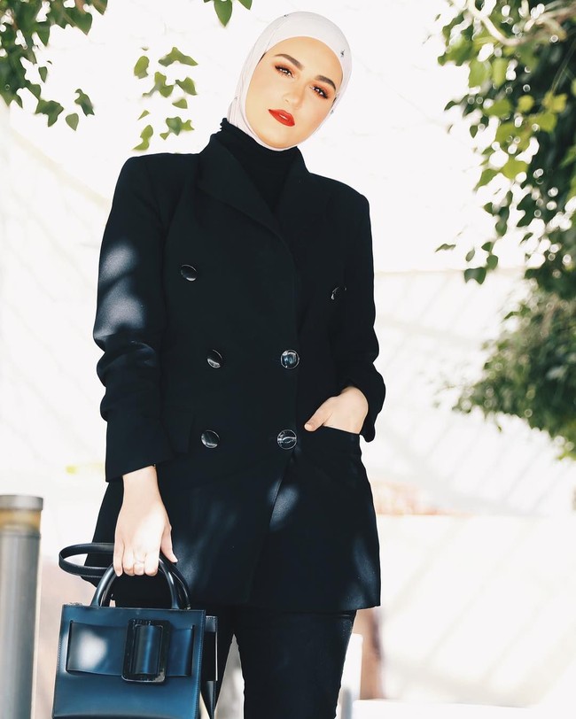 Kepopuleran Dalalid tidak hanya di Kuwait saja. Seperti dikutip abouther, Dalal pun menjadi salah satu influencer yang disukai di kawasan Timur Tengah. Foto: Instagram @dalalid