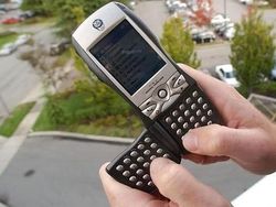 Deretan Ponsel Aneh Nokia Sampai BlackBerry