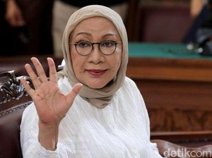 Divonis 2 Tahun Penjara, Ratna Sarumpaet: Ini Politik Sabar Saja