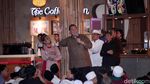 CT Ajak Anak Yatim Bermain di Trans Studio Cibubur