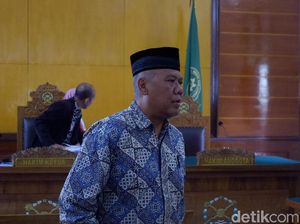 Sidang Mafia Bola, Mbah Putih Divonis 16 Bulan Penjara
