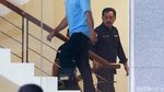 Momen Gubernur Kepri Digelandang ke KPK