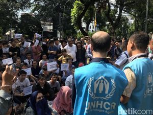 Kepala UNHCR Indonesia: Dana Kami Terbatas untuk Urus Pengungsi