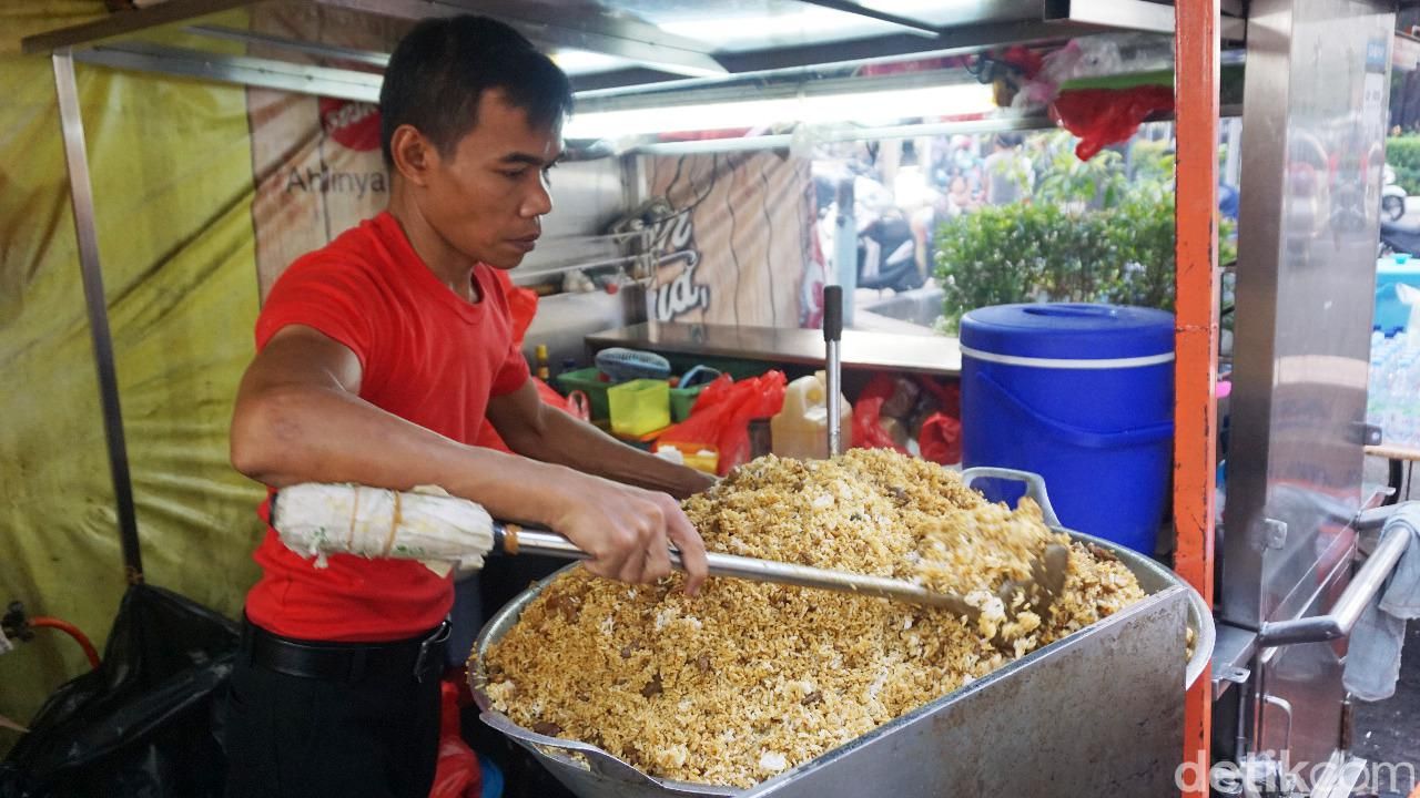 Nasi Goreng Kambing Kebon Sirih