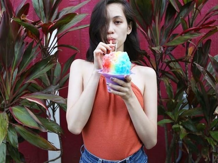 Cantiknya Model Kiko Mizuhara, Mantan G-Dragon yang Doyan Makan Es Krim