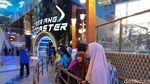 Potret Seru 1.029 Anak Yatim Coba Trans Studio Jakarta di Cibubur