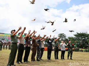 Gubernur dan Pangdam V Brawijaya Buka TNI Membangun Desa di Banyuwangi