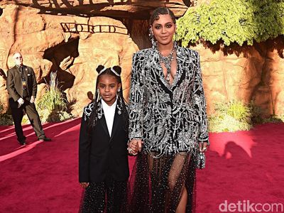 Mama Lion! Beyonce dan Blue Ivy tampil Cetar Bertabur Berlian