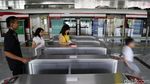 Sebulan Uji Coba, LRT Jakarta Ramai Dikunjungi Warga