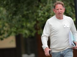 Juragan Teknologi Gelar Pertemuan Rahasia, Busana Seadanya