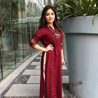 Keputusan pemain film Secret Superstar yang memilih pensiun dari dunia Bollywood karena merasa tak bahagia menjalankan kehidupan dan menjauhkannya dari agama ini pun menuai perdebatan. Meskipun banyak netizen yang merasa kecewa, tak sedikit juga dari mereka yang mendukun pilihan Zaira. Foto: Instagram @zairawasim_23