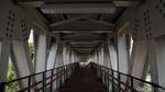 Menengok Skybridge Velodrome yang Sambungkan LRT-TransJ