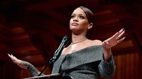 Tampil Menawan, Rihanna Paling Gemar Sarapan dengan Telur hingga Nanas