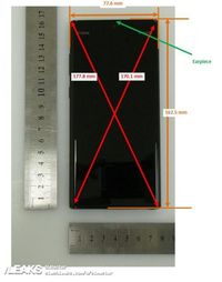 Gambar yang menunjukkan dimensi dari Samsung Galaxy Note 10.