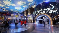 Untuk harga tiket Trans Studio Cibubur adalah Rp 400.000 saat weekend, hari libur atau libur sekolah. Sedangkan untuk hari biasa harga tiketnya Rp 300 ribu.