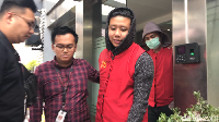 Rey Utami, Galih Ginanjar, dan Pablo ditahan karena kasus video ikan asin. Foto: Hanif/detikHOT