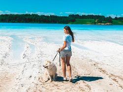 Ramai Bergaya di Danau Penuh Sampah Kimia