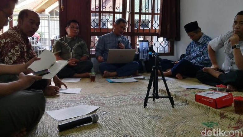 Meneladani AR Fachruddin, Tokoh Zuhud Bangsa Meneladani AR Fachruddin, Tokoh Zuhud Bangsa