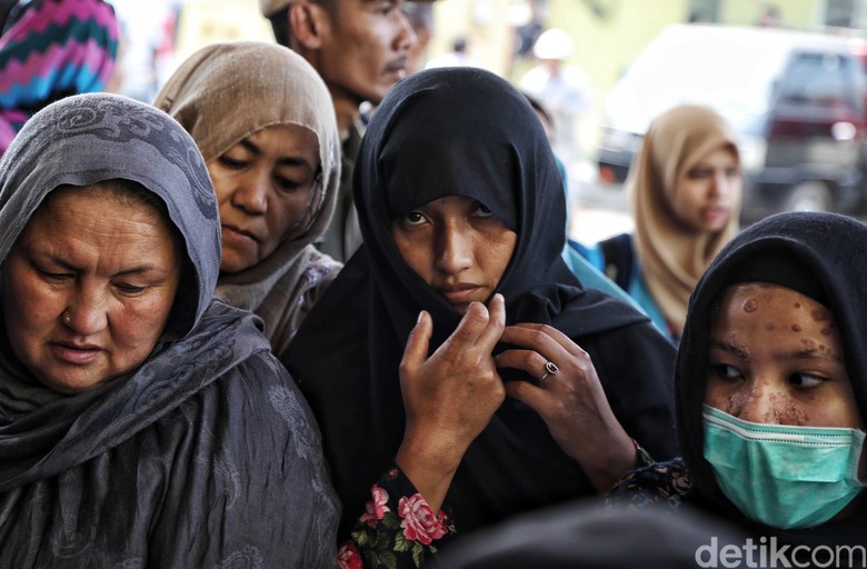 Ditolak Warga, Pencari Suaka: Kami Tak Akan Buat Masalah Ditolak Warga, Pencari Suaka: Kami Tak Akan Buat Masalah