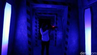 Kalau kamu merasa lorong antreannya sudah seram. Itu belum ada apa-apanya dengan yang di dalam permainan. (Rengga Sancaya/detikcom)