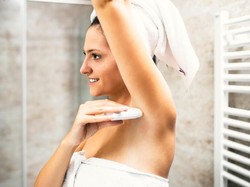 7 Deodoran yang Bagus untuk Ketiak Basah dan Bau Bisa Sekaligus Mencerahkan