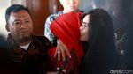 Didampingi Rieke, Baiq Nuril Temui Jaksa Agung