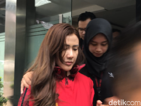 Reaksi Fairuz A Rafiq Tahu Galih Ginanjar, Rey dan Pablo Ditahan