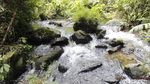 Foto: Basah-basahan di Curug Tilu Leuwi Opat Bandung