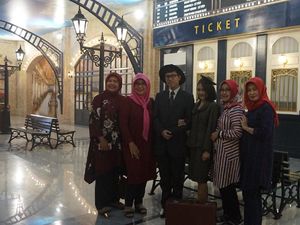 Antusias Pengunjung Asal Tegal hingga Pekanbaru di Trans Studio Cibubur