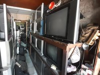 Bisnis Reparasi Tv Jadul Masih Eksis di Tengah Perkembangan Digital