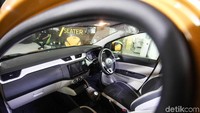 Interior ruang kemudi Renault Triber.
