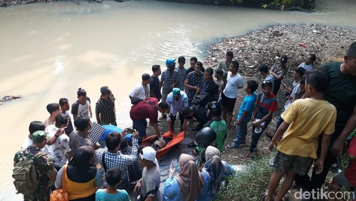Mayat Tanpa Identitas di Jembatan Kaujon Gegerkan Warga Serang