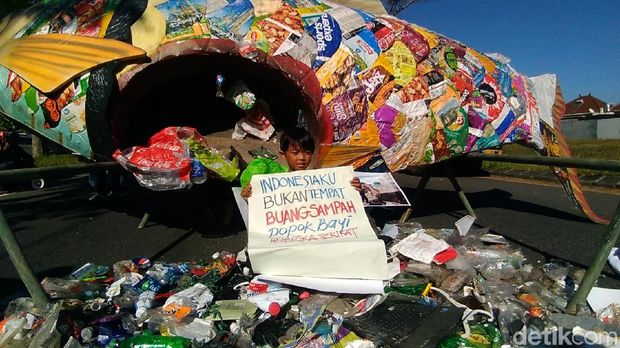 Sampah yang dibakar/