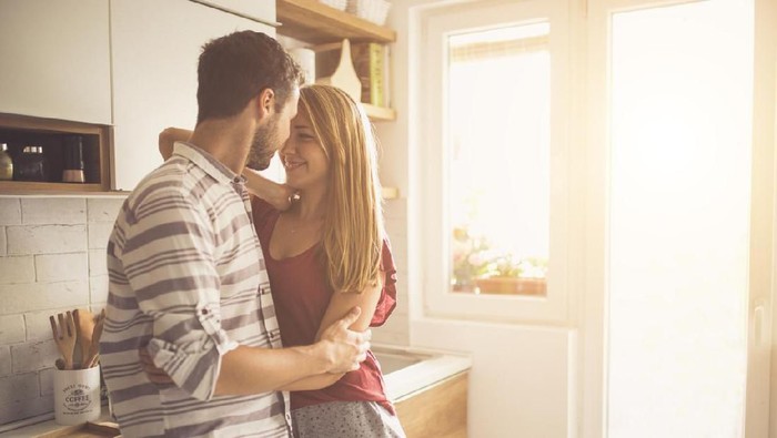 Ada beberapa posisi seks yang dianggap tidak akan menyebabkan kehamilan. (Foto: iStock) Ada beberapa posisi seks yang dianggap tidak akan menyebabkan kehamilan. (Foto: iStock)